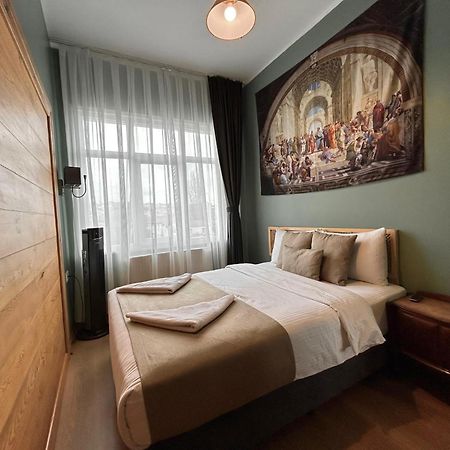 Waterfront Apartment By The Tram - Terrace With Dome & Golden Horn View In Fatih Istanbul Exterior foto