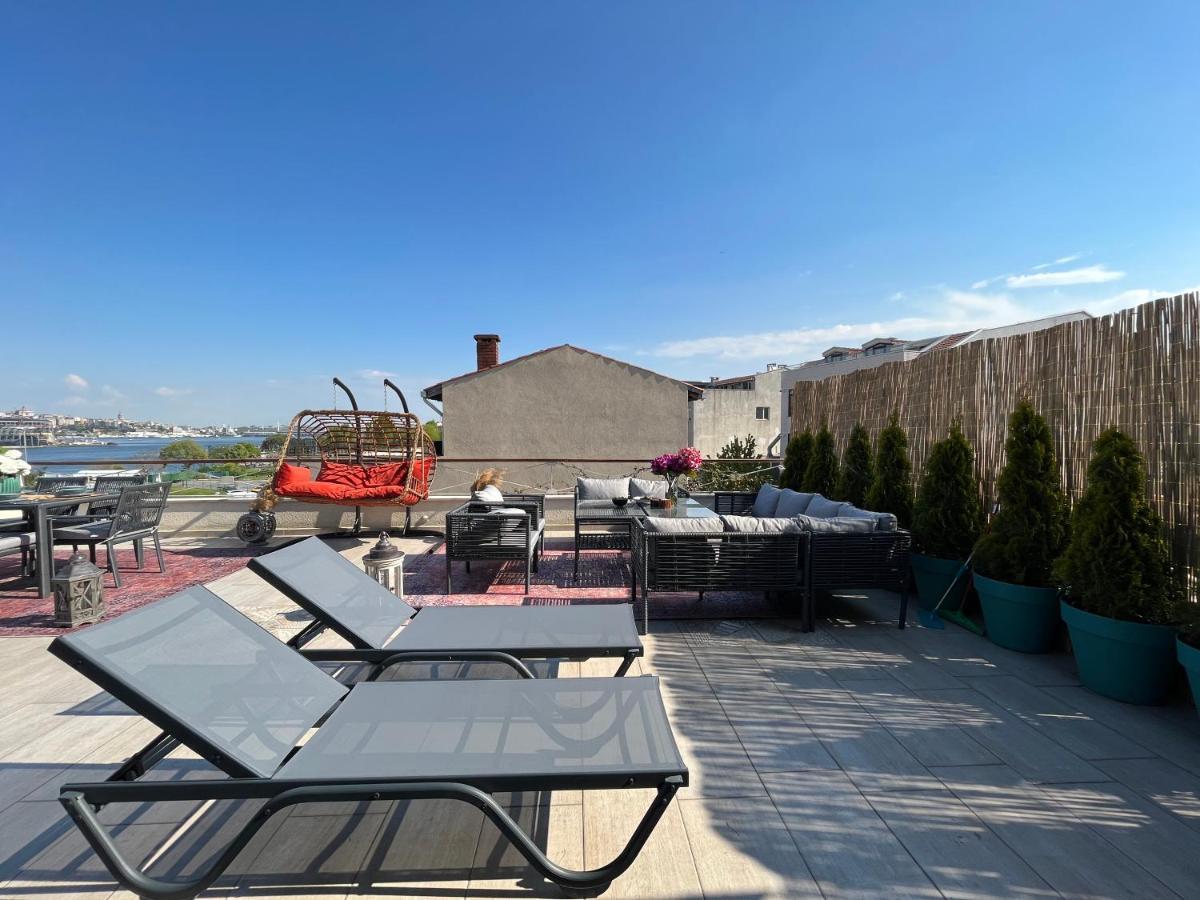 Waterfront Apartment By The Tram - Terrace With Dome & Golden Horn View In Fatih Istanbul Exterior foto