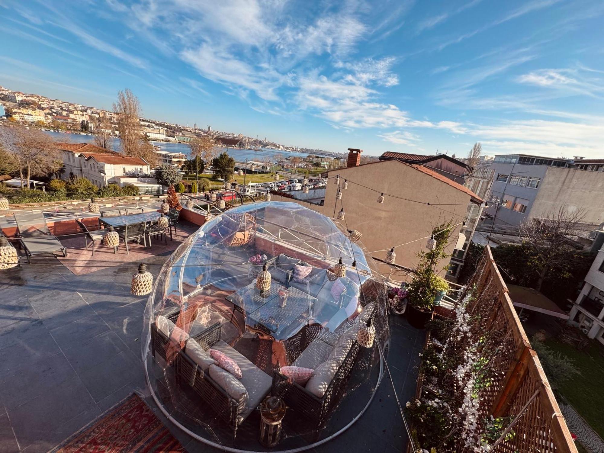 Waterfront Apartment By The Tram - Terrace With Dome & Golden Horn View In Fatih Istanbul Exterior foto